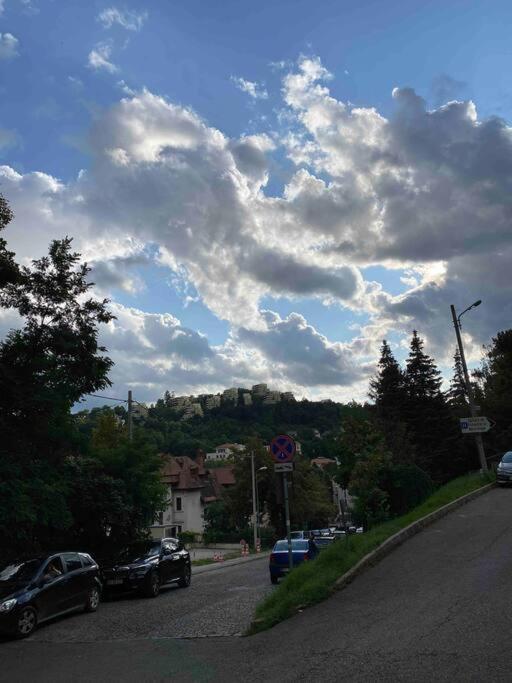 Hidden Gem Apartment In The Center Of The City Braşov Exterior foto